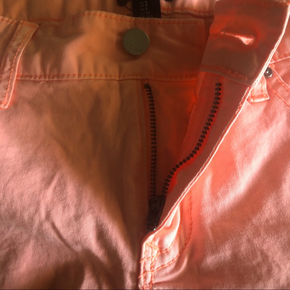 Ladies shorts, size 4 - Picture 9 of 10